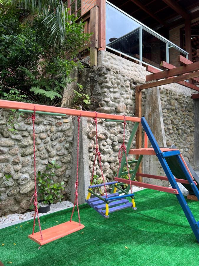 Pousada Vila Portuguesa บอมบินญัส ภายนอก รูปภาพ